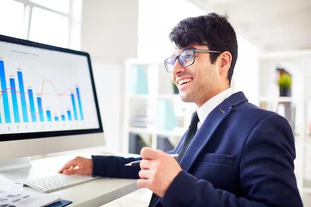  8 Interesting Benefits of Online MBA