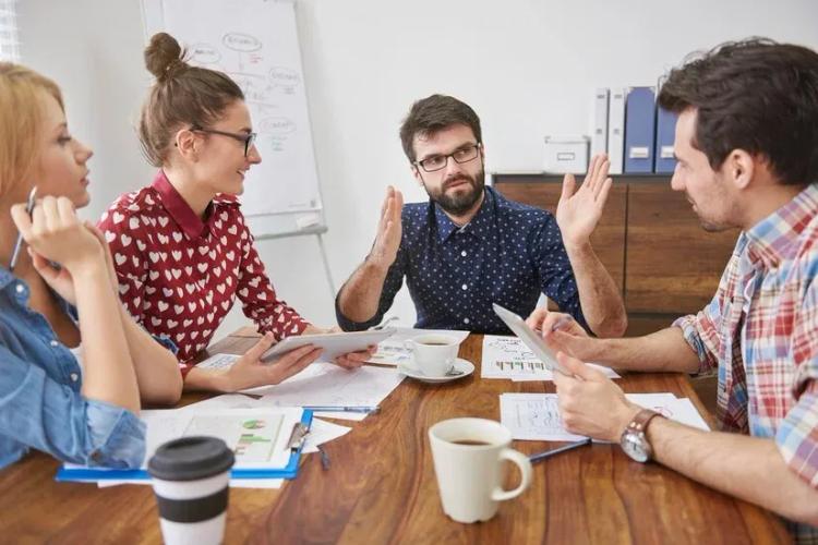 Crack The Group Discussion Rounds Easily