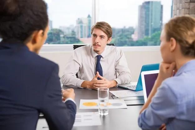 Discover the salary range of a ceo