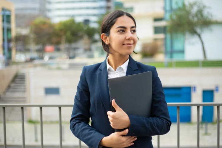 Scholarships vs Discounts - Every Student Should Know
