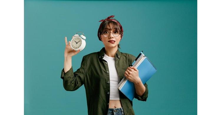 Amity Online time management tips for students