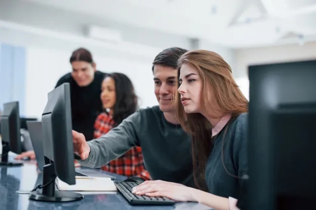 Amity Online bca vs. btech in computer science