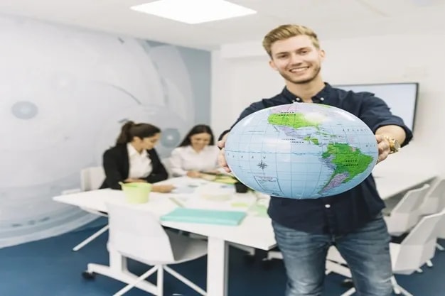 Amity Online Diploma in international business