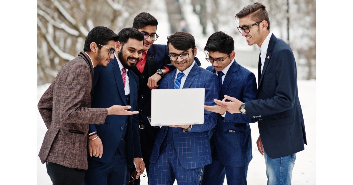 Amity Online Benefits of Online BBA Degree