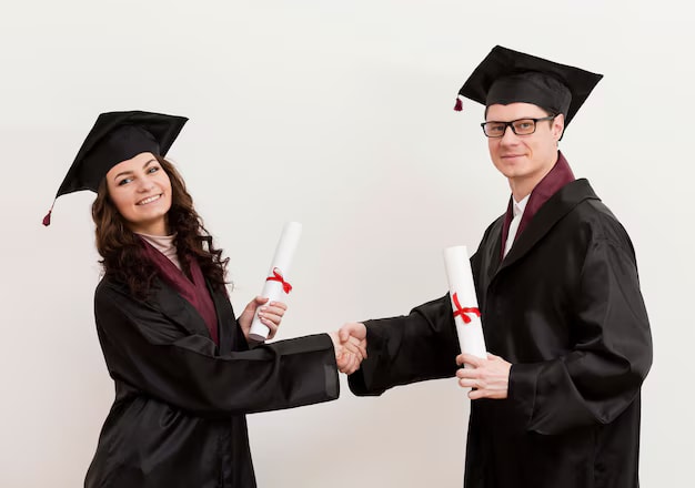 Amity Online MBA Programs Teaching Critical Analysis