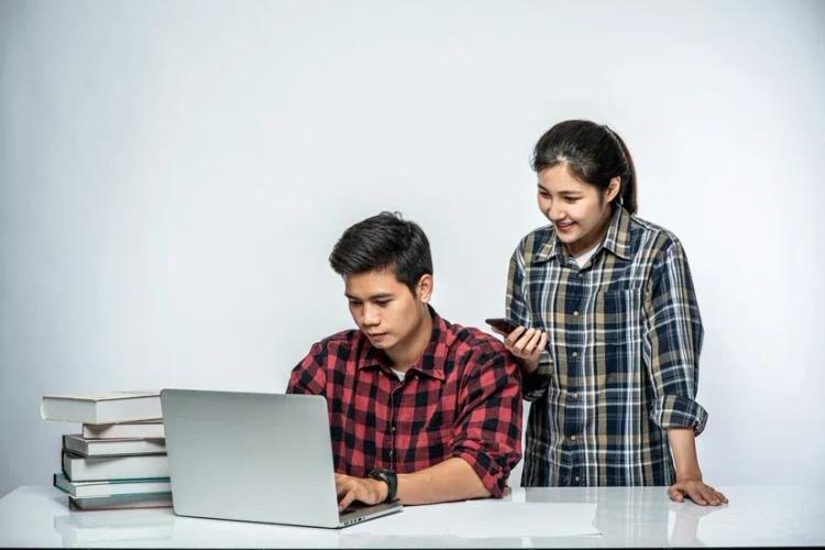 Amity Online Technology Is Helping Students in Learning Complex Subjects