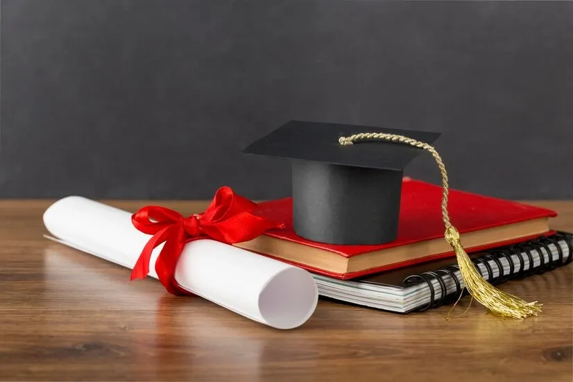 What Is a Diploma And What Are Its Benefits