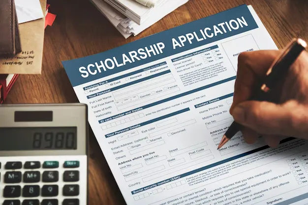 scholarship-application-form-foundation-concept_53876-121218 (1).webp